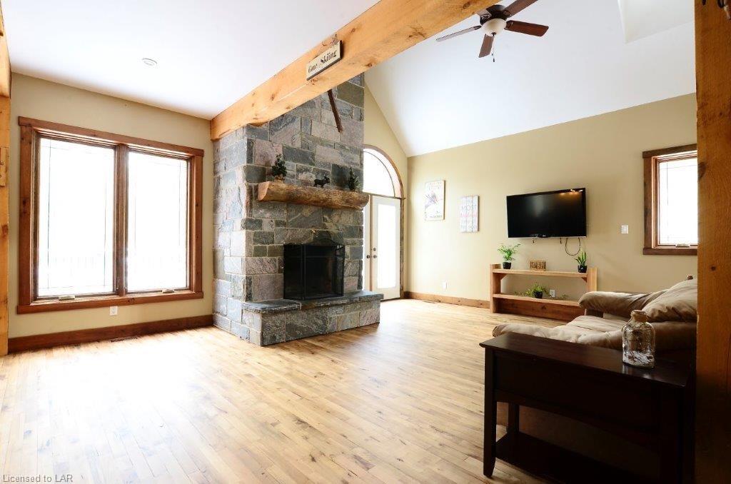 1034 SKI RIDGE Trail, Eagle Lake Village, Ontario, Canada