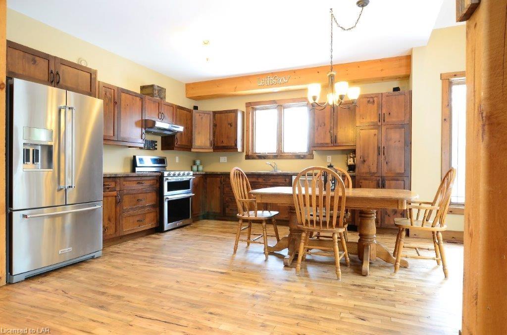 1034 SKI RIDGE Trail, Eagle Lake Village, Ontario, Canada