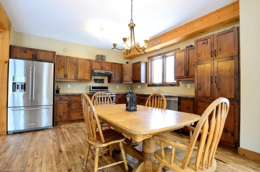 1034 SKI RIDGE Trail, Eagle Lake Village, Ontario, Canada