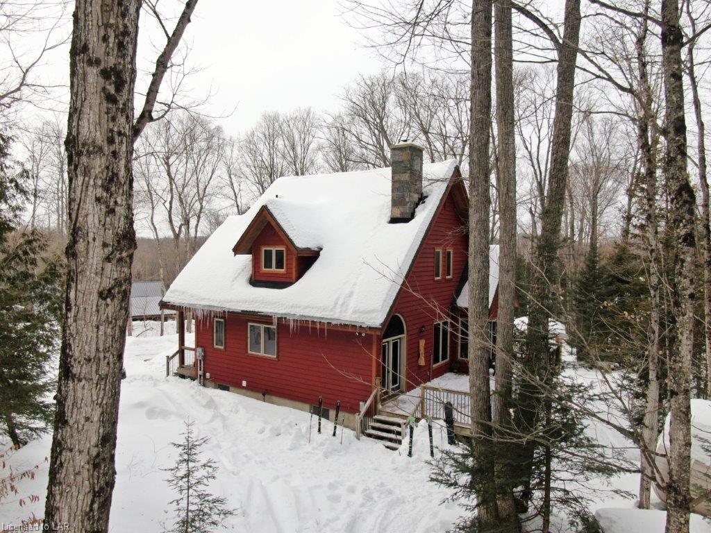 1034 SKI RIDGE Trail, Eagle Lake Village, Ontario, Canada