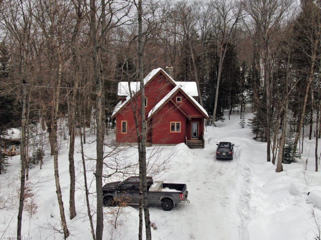 1034 SKI RIDGE Trail, Eagle Lake Village, Ontario, Canada