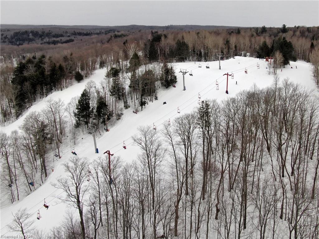 1034 SKI RIDGE Trail, Eagle Lake Village, Ontario, Canada