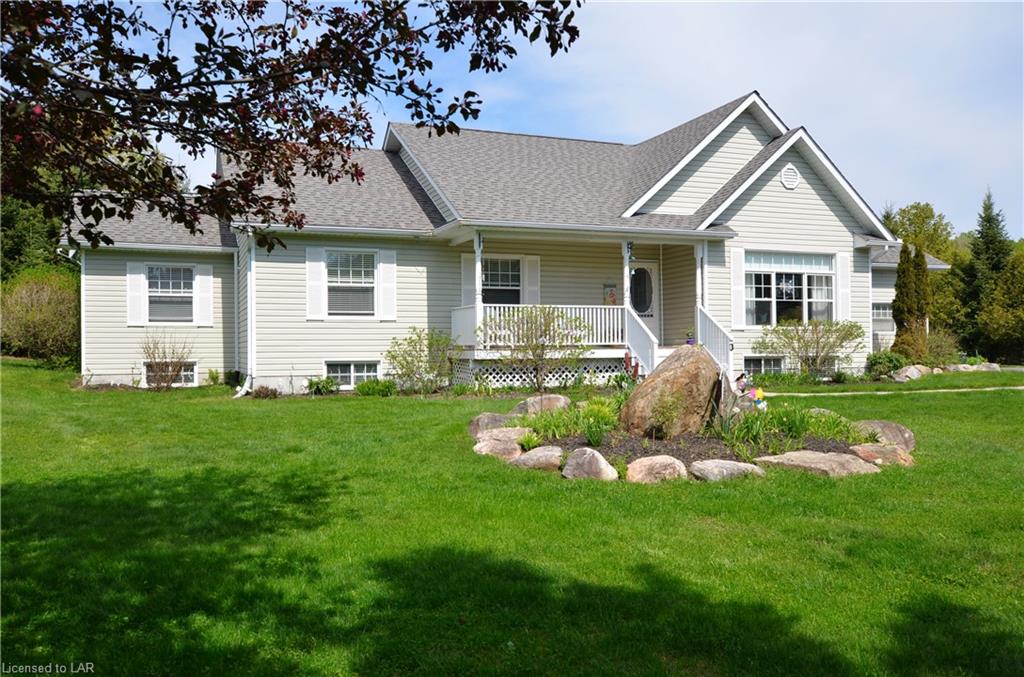 51 HALBIEM Crescent, Haliburton, Ontario, Canada