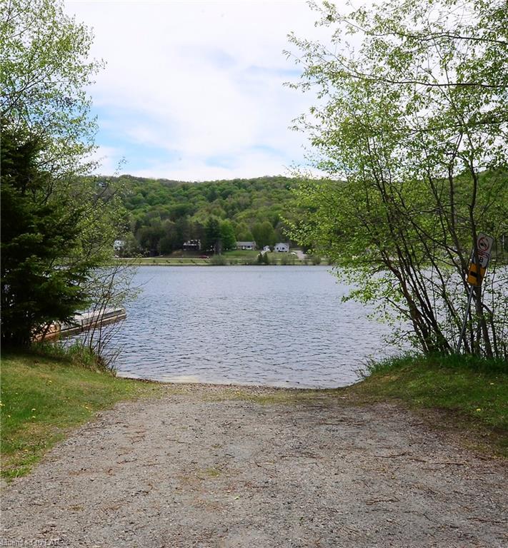 51 HALBIEM Crescent, Haliburton, Ontario, Canada