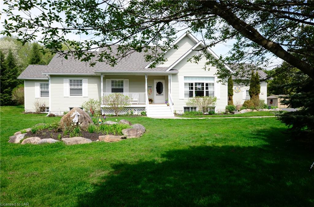 51 HALBIEM Crescent, Haliburton, Ontario, Canada