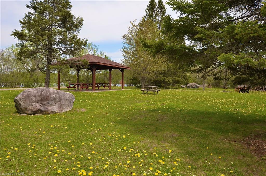 51 HALBIEM Crescent, Haliburton, Ontario, Canada