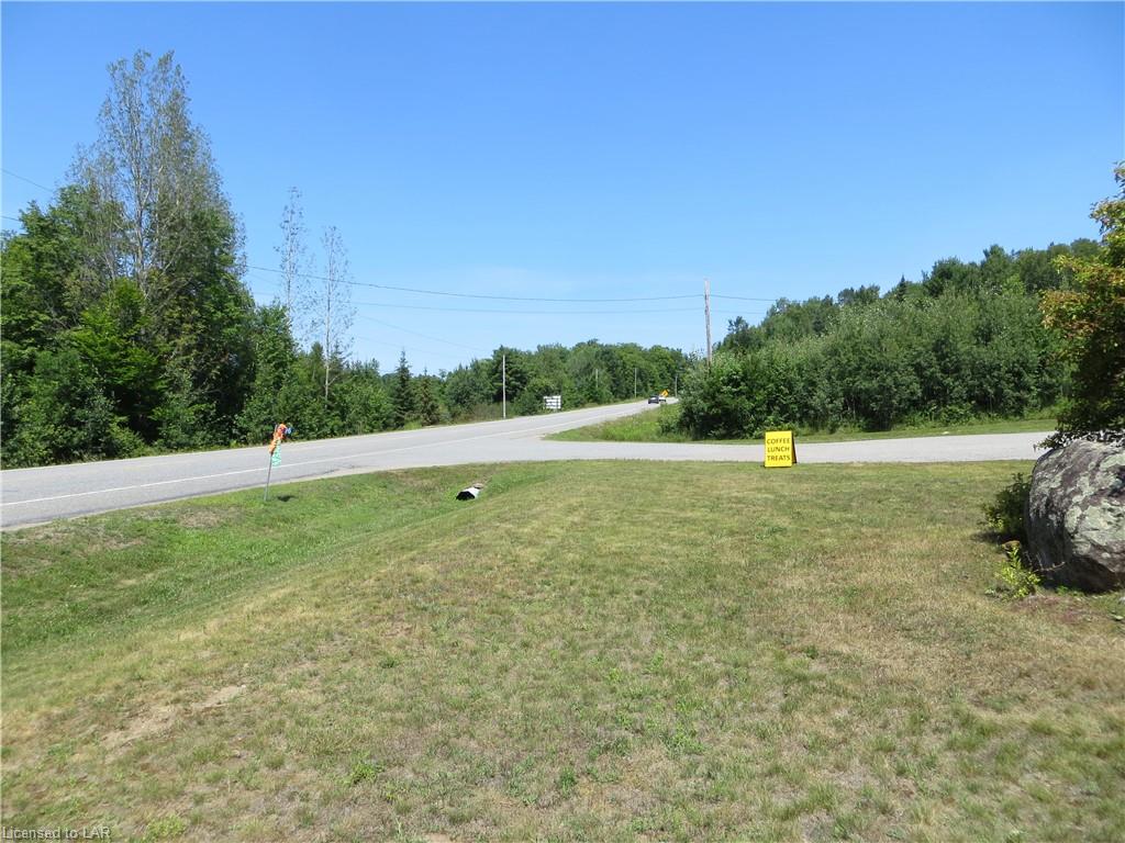 9996 HIGHWAY 118, Carnarvon, Ontario, Canada