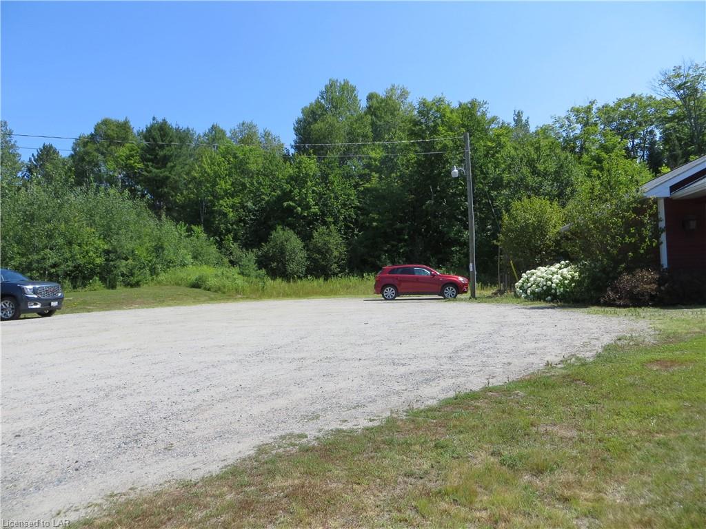 9996 HIGHWAY 118, Carnarvon, Ontario, Canada