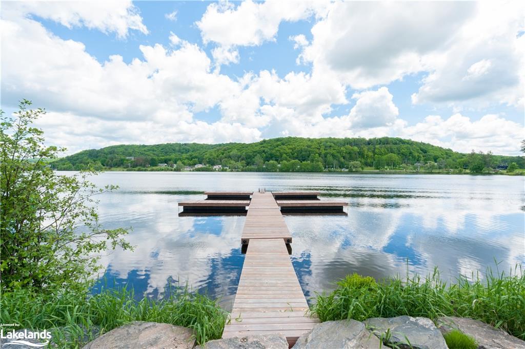 75 WALLINGS Way Unit# 301, Haliburton, Ontario, Canada