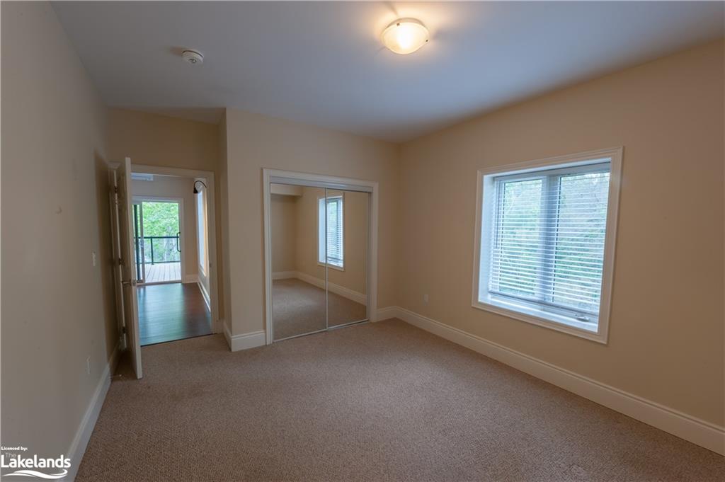 75 WALLINGS Way Unit# 301, Haliburton, Ontario, Canada
