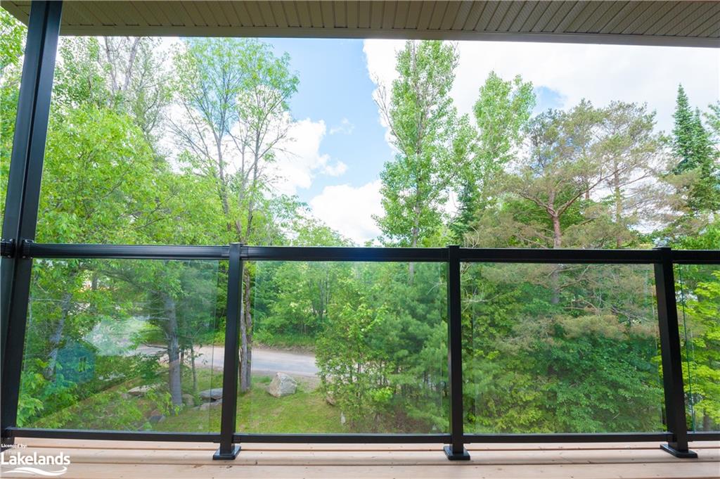 75 WALLINGS Way Unit# 301, Haliburton, Ontario, Canada
