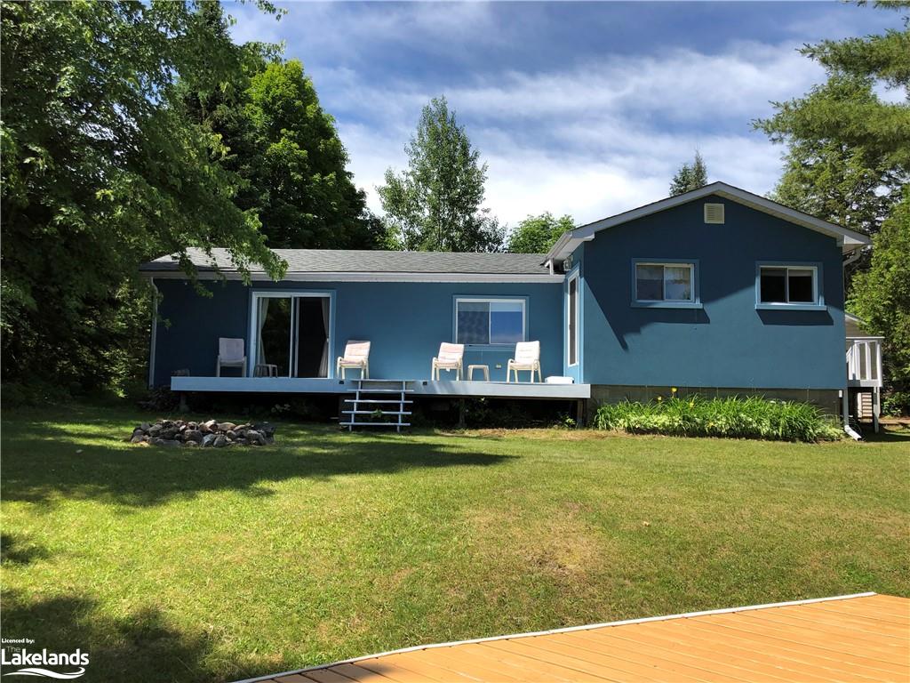 1432 Clement Lake Road, Wilberforce Ontario, Canada