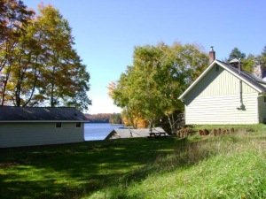 2017 Watts Road, Haliburton, Ontario, Canada