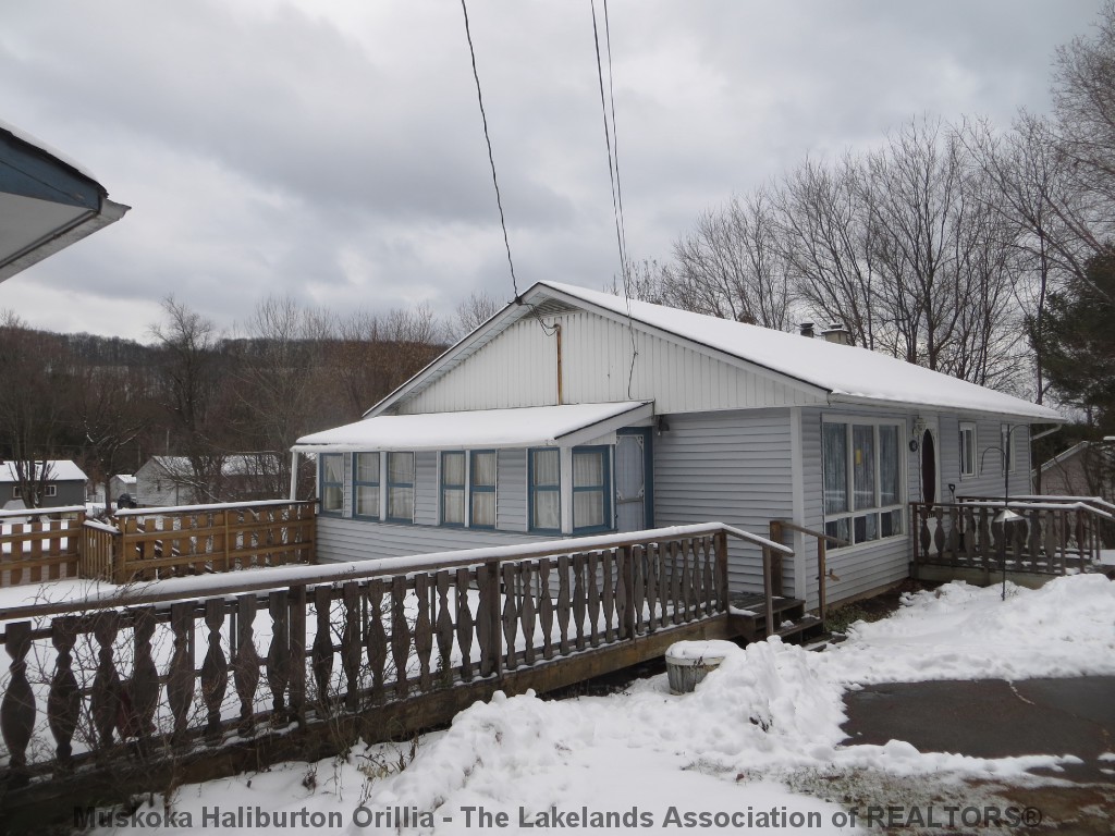 46 GEORGE ST, Haliburton, Ontario, Canada