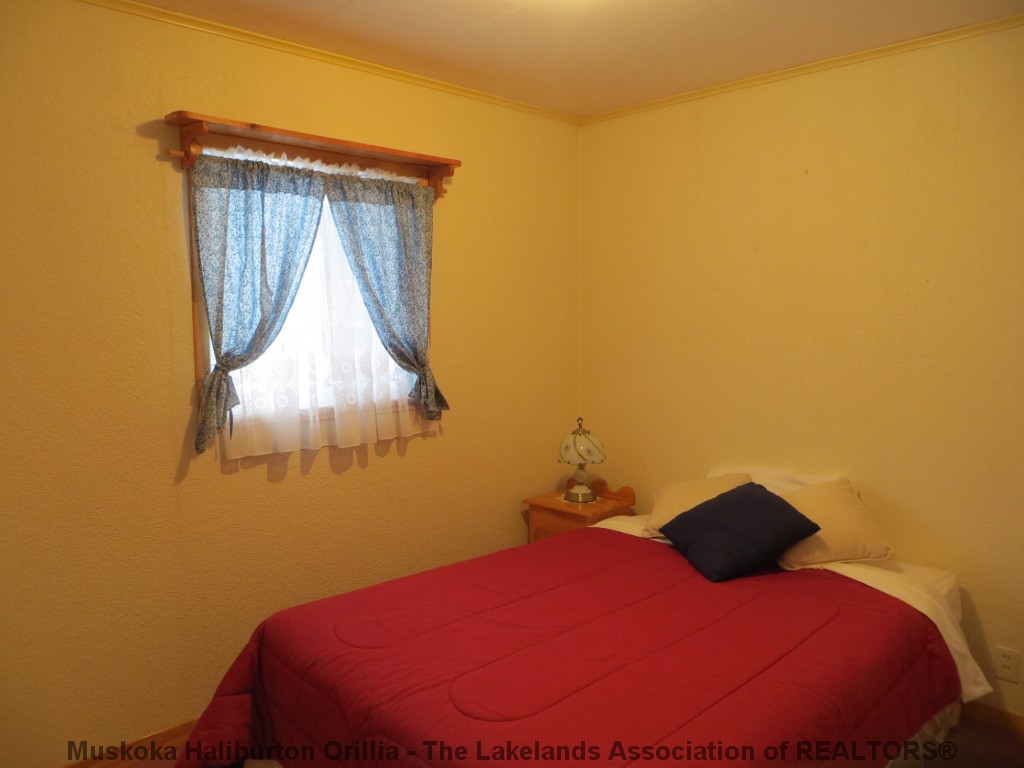 46 GEORGE ST, Haliburton, Ontario, Canada