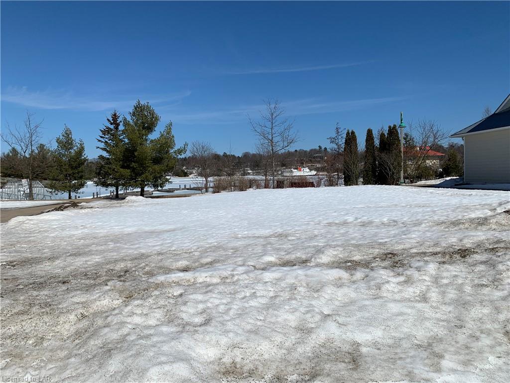 145 STEAMSHIP BAY Road, Gravenhurst Ontario, Canada