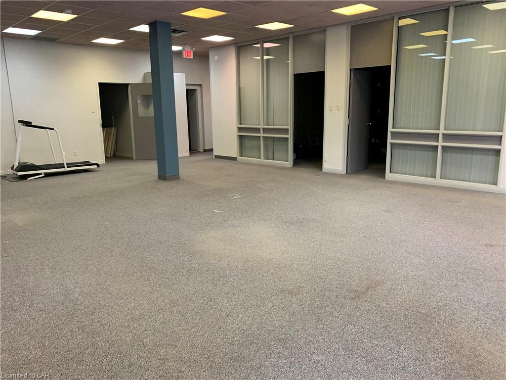 205 MANITOBA Street Unit# 2, Bracebridge, Ontario, Canada