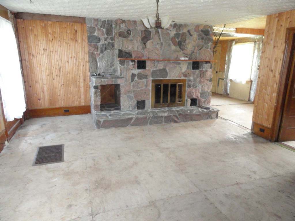 985 MELVILLE RD, Ameliasburg, Ontario, Canada