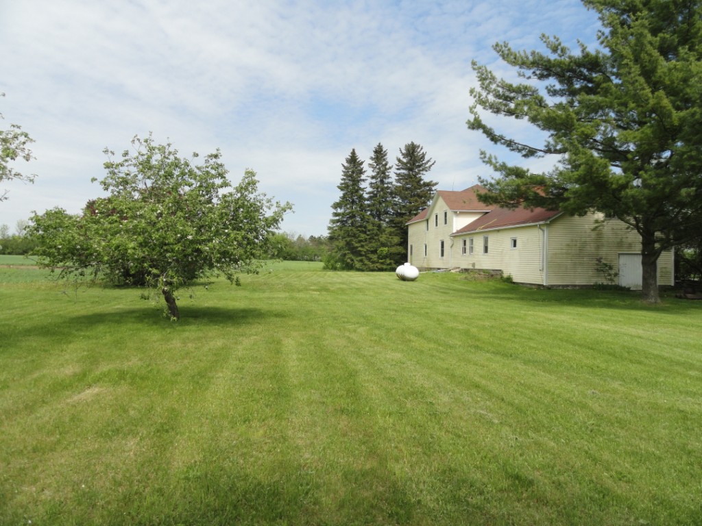 985 MELVILLE RD, Ameliasburg, Ontario, Canada