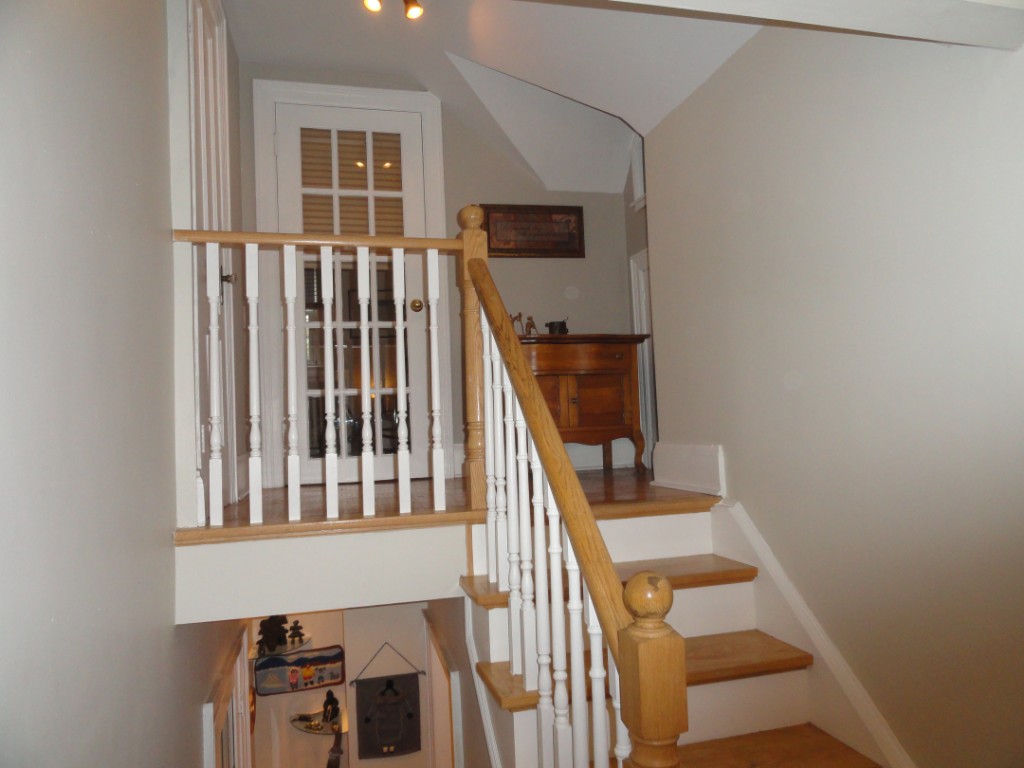 148 WILLIAM ST, Belleville Ontario, Canada