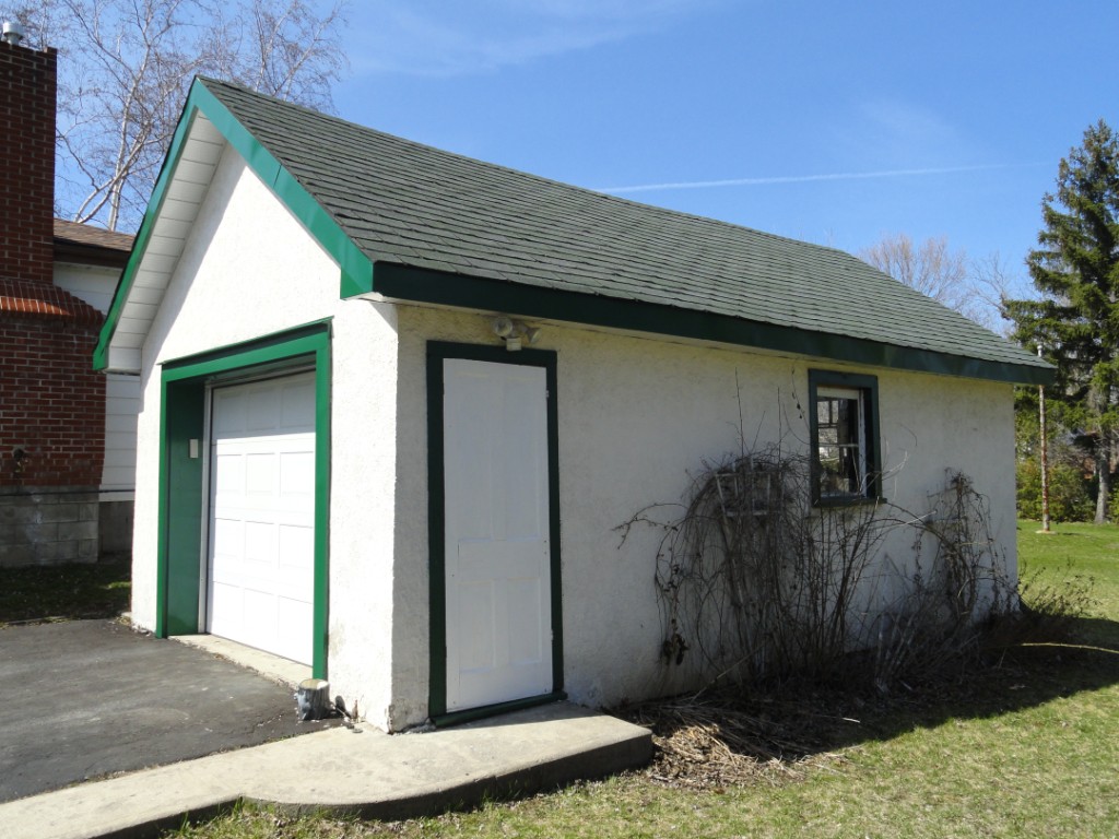 38 LEWIS ST, Belleville, Ontario, Canada