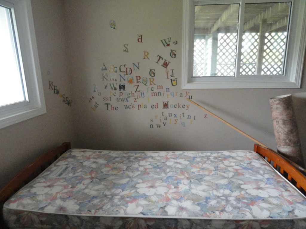11861 LOYALIST PKWY, Hallowell, Ontario, Canada