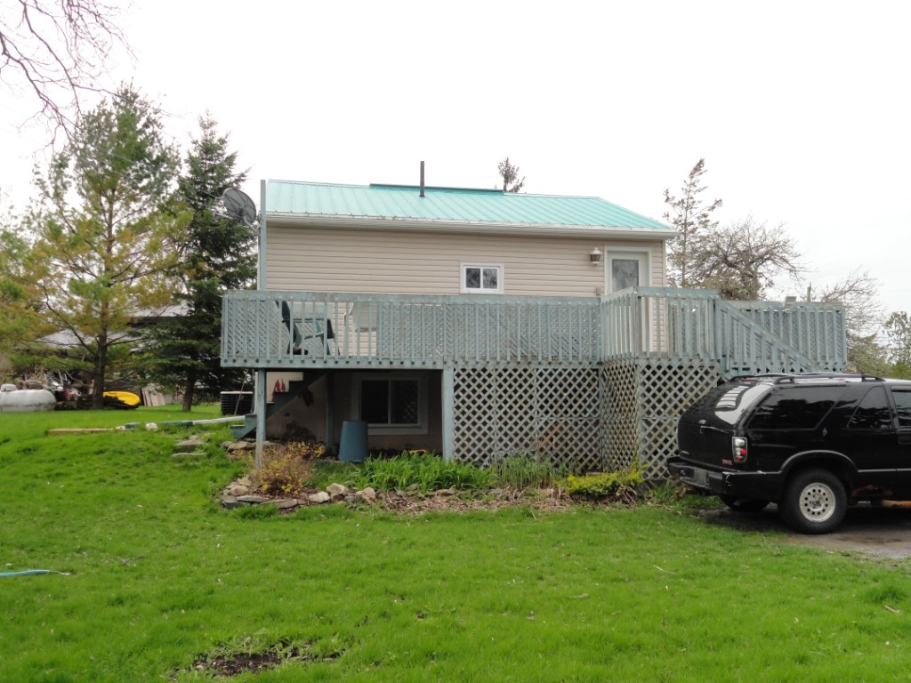 11861 LOYALIST PKWY, Hallowell, Ontario, Canada
