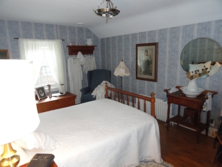 236 MACDONALD AVE, Belleville, Ontario, Canada