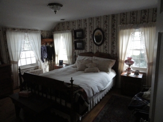 236 MACDONALD AVE, Belleville, Ontario, Canada