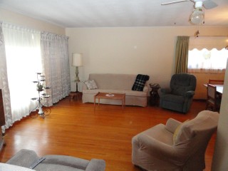 15 LEE AVE, Belleville, Ontario, Canada