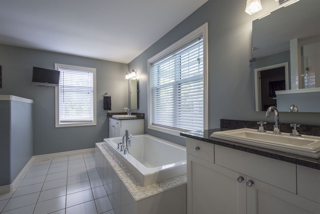 100 YUILL CRES, Ameliasburg Ward Ontario, Canada