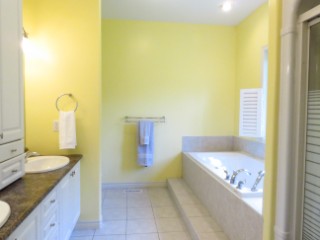 25 YUILL CRES, Prince Edward County, Ontario, Canada