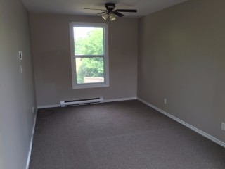 337 HERCHIMER AVE, Belleville, Ontario, Canada