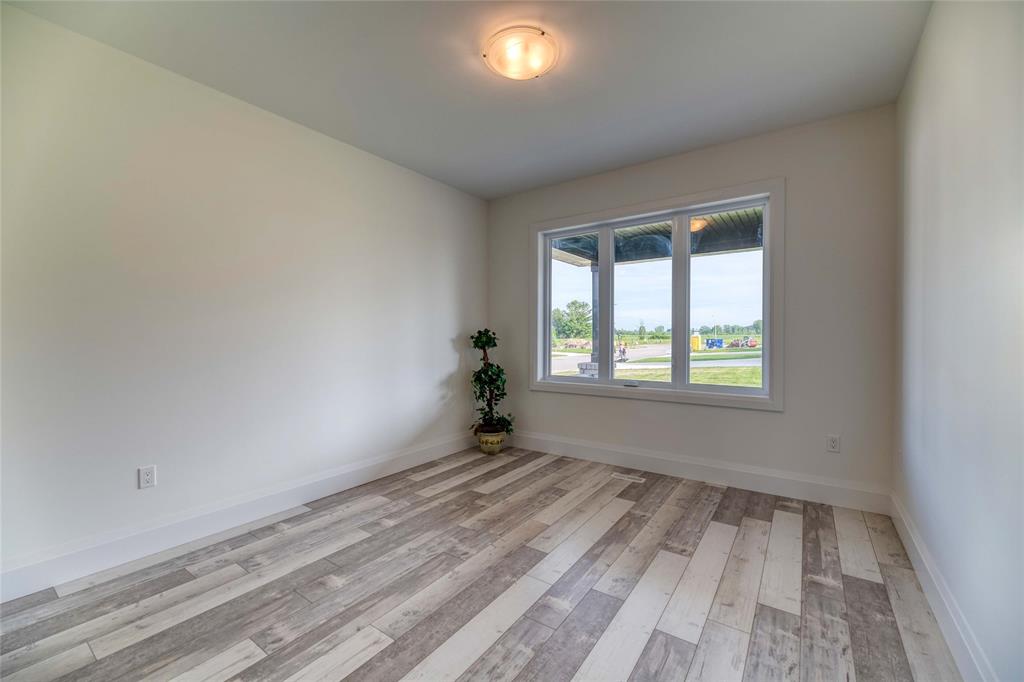 3493 TIMBER RIDGE Road, Plympton-Wyoming Ontario, Canada
