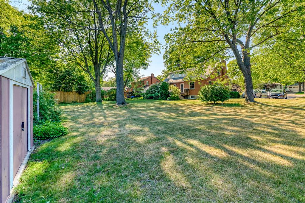 521 CATHCART Boulevard, Sarnia, Ontario, Canada