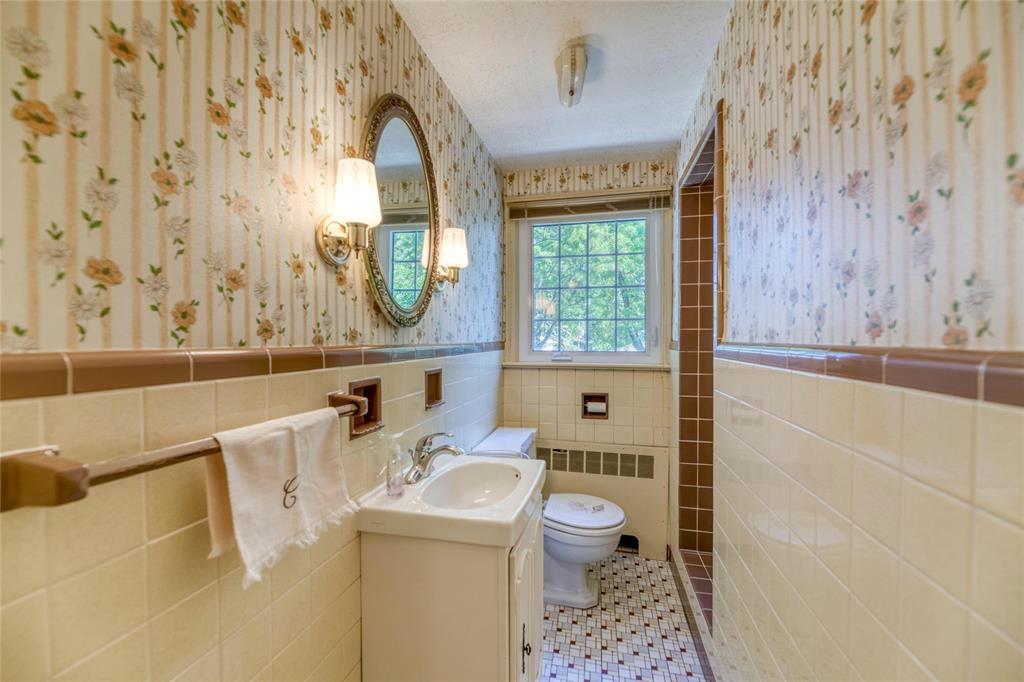 521 CATHCART Boulevard, Sarnia, Ontario, Canada