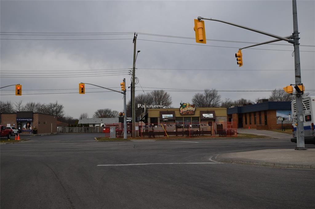 575 MURPHY Road, Sarnia, Ontario, Canada