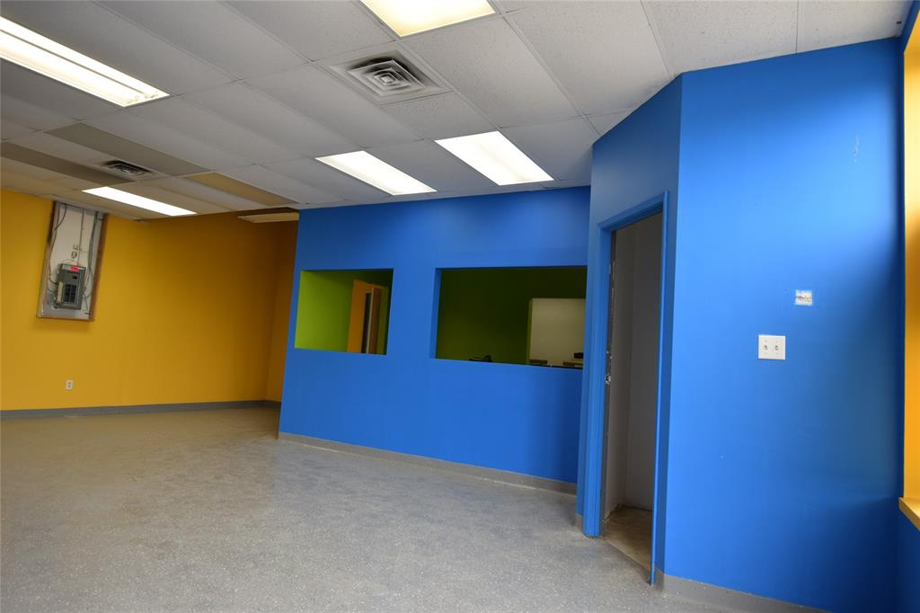 575 MURPHY Road Unit# 4, Sarnia, Ontario, Canada