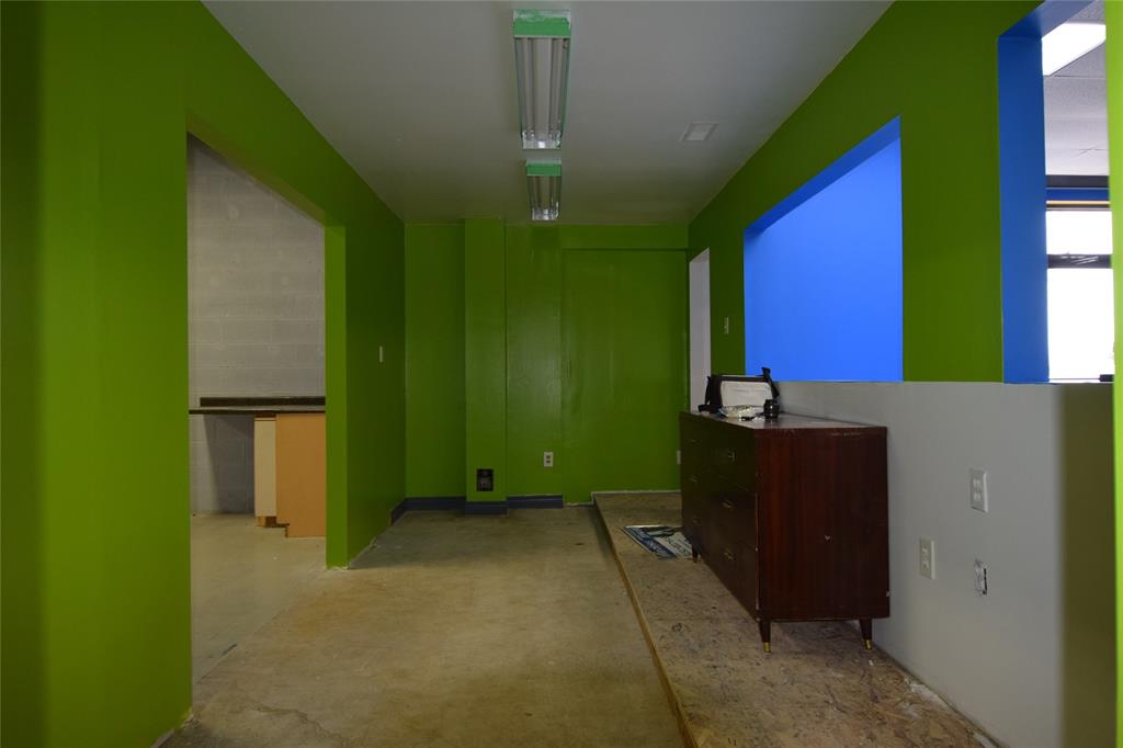 575 MURPHY Road Unit# 4, Sarnia, Ontario, Canada