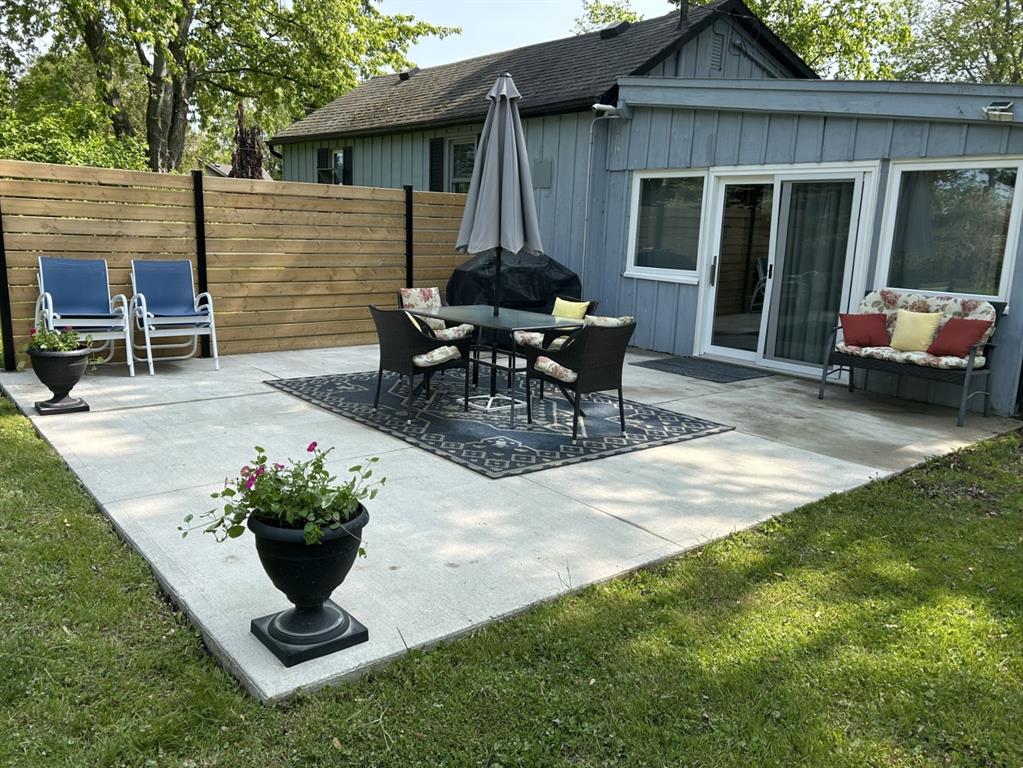 7800 KEN Street, Plympton-Wyoming, Ontario, Canada photo 4