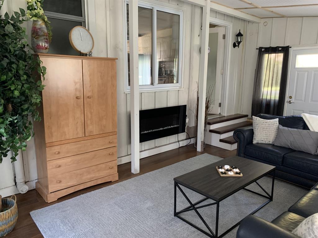 7800 KEN Street, Plympton-Wyoming, Ontario, Canada photo 5