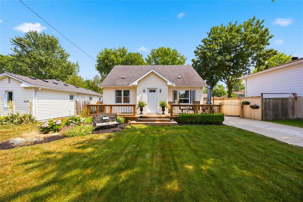 2054 GLADYS Street, Sarnia, Ontario, Canada photo 1