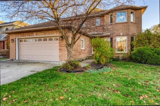 2707 SANDFIELD Crescent, Sarnia Ontario, Canada
