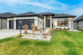 3489 TIMBER RIDGE, Plympton-Wyoming Ontario, Canada