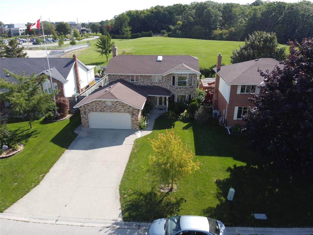 348 FANSHAWE Drive, Sarnia, Ontario, Canada