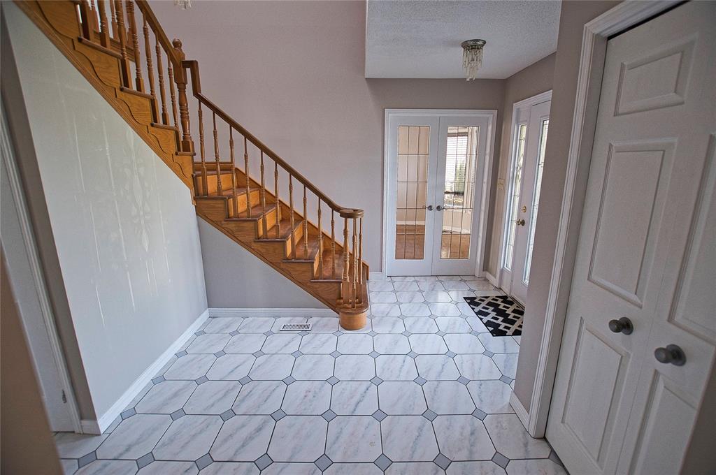 348 FANSHAWE Drive, Sarnia, Ontario, Canada