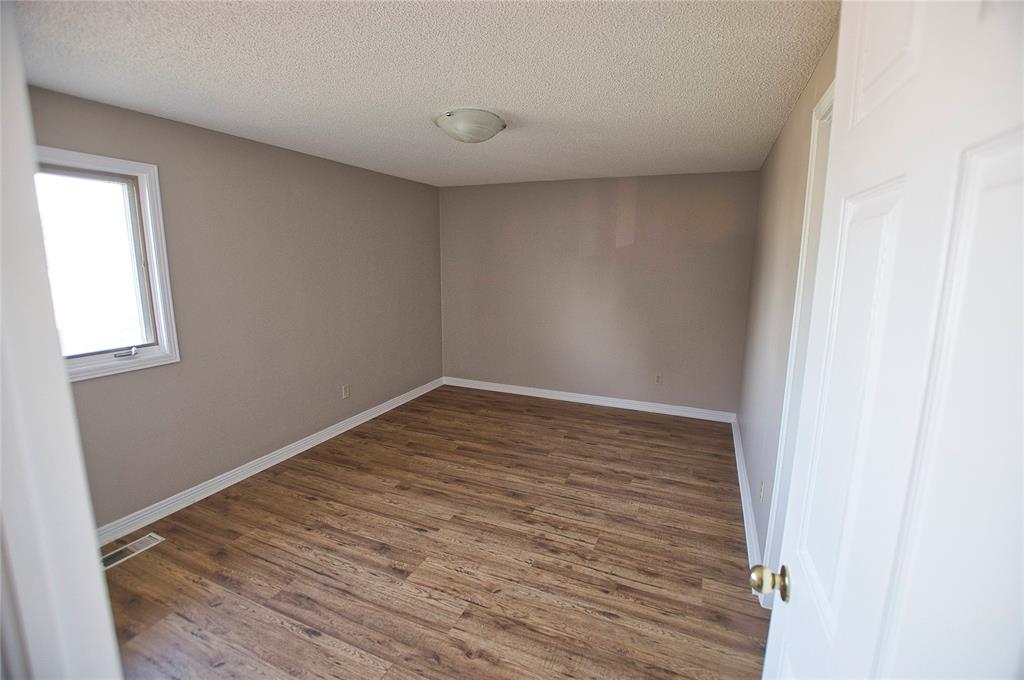 348 FANSHAWE Drive, Sarnia, Ontario, Canada