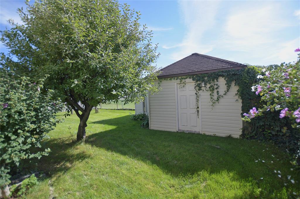 348 FANSHAWE Drive, Sarnia, Ontario, Canada