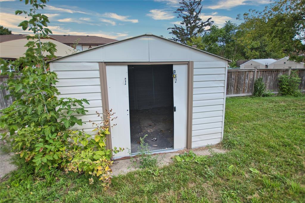 262 VIDAL Street South, Sarnia, Ontario, Canada