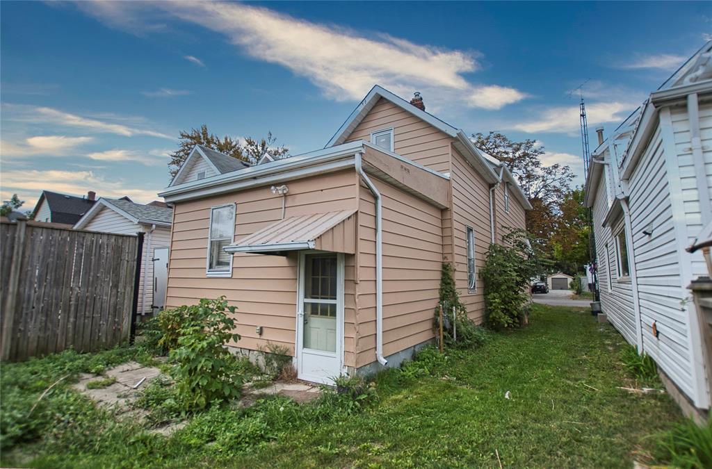 262 VIDAL Street South, Sarnia, Ontario, Canada